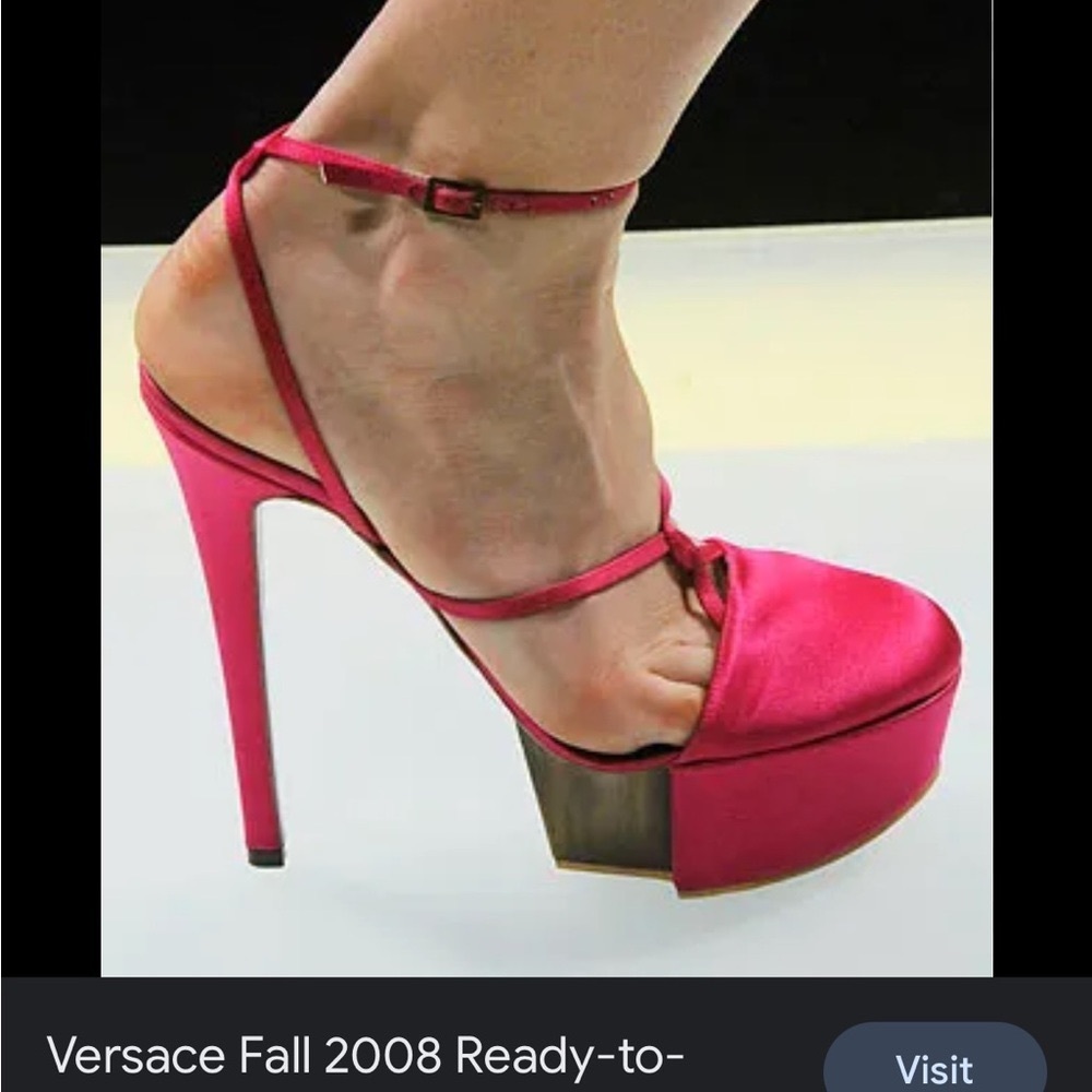 Iconic Versace 2008 Runway shoes